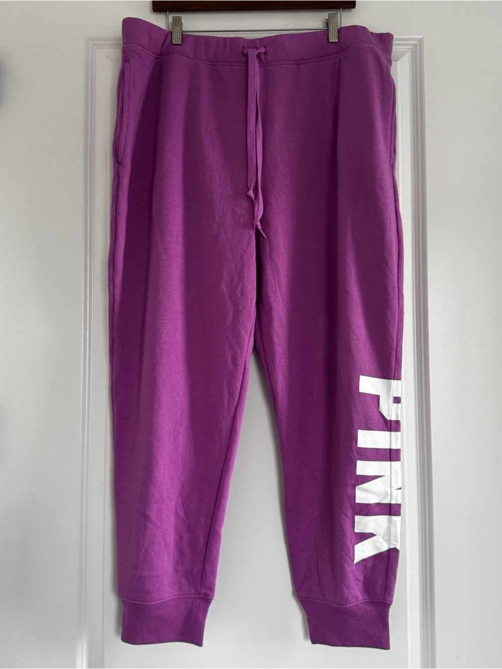 NWT V.S. PINK Metallic Logo Dark Pink Relaxed Fit Sweatpants XXL